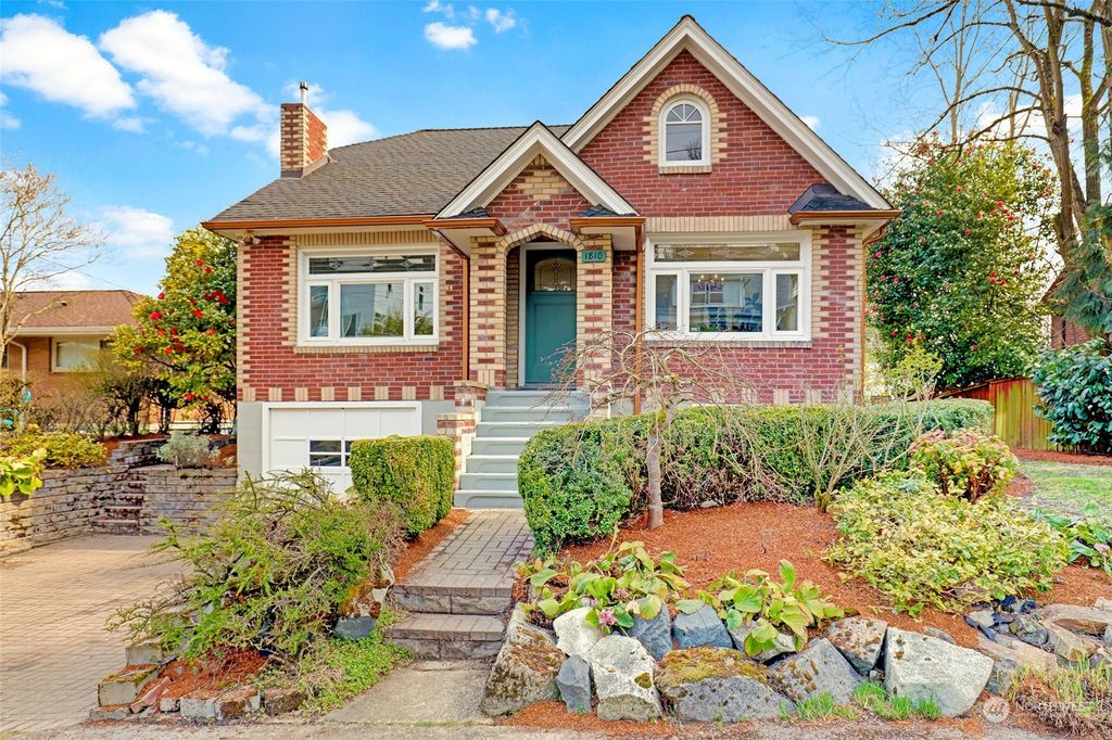 Photo of 1810 17th Avenue S, Seattle, WA 98144 (MLS # 2053033)