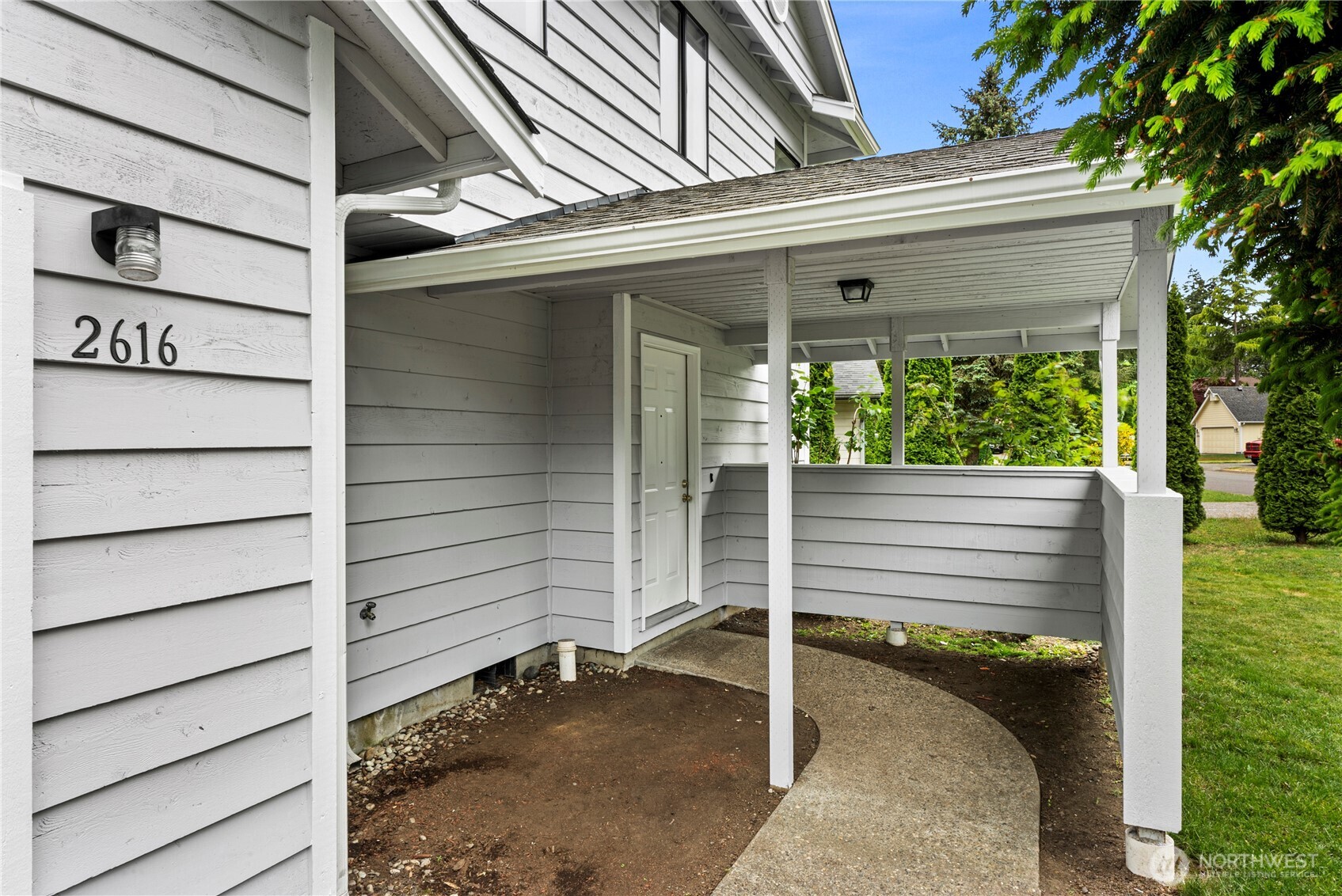 2616 Cedar Hills Court SE