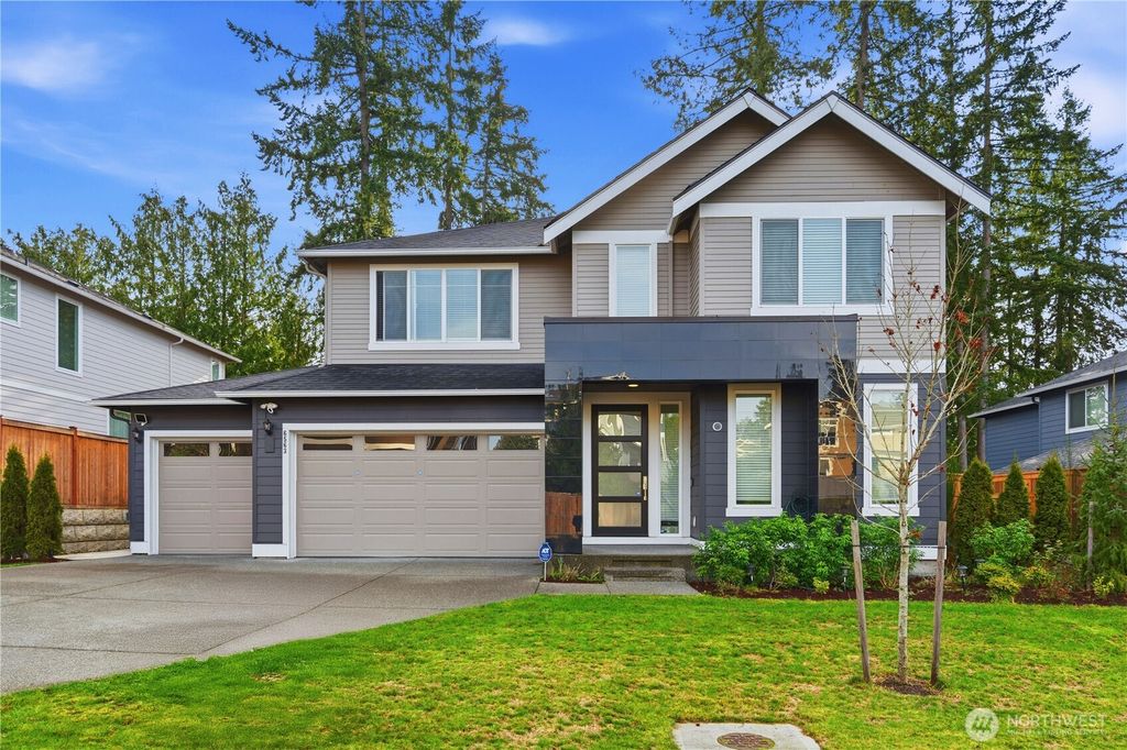 Photo of 6563 SE 8th Place, Renton, WA 98059 (MLS # 2513403)