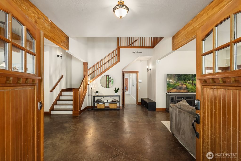 Photo of 8208 219th Avenue SE, Snohomish, WA 98290 (MLS # 2516135)