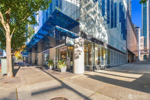 Photo of 737 Olive Way #2607, Seattle, WA 98101 (MLS # 2592071)