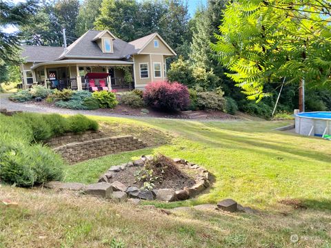 A home in Mossyrock