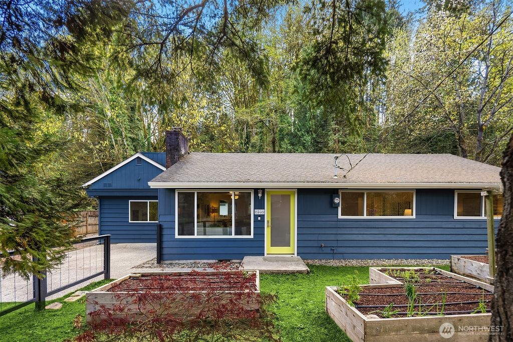 Photo of 2509 NE 178th Street, Lake Forest Park, WA 98155 (MLS # 2510111)