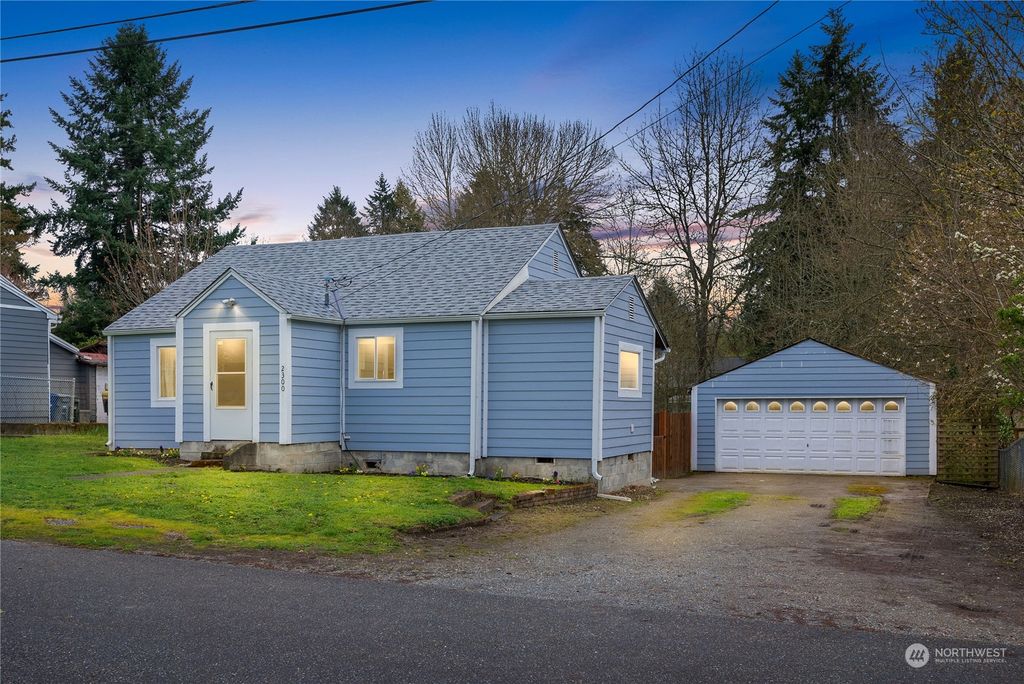 Photo of 2300 11th Avenue, Milton, WA 98354 (MLS # 2215795)