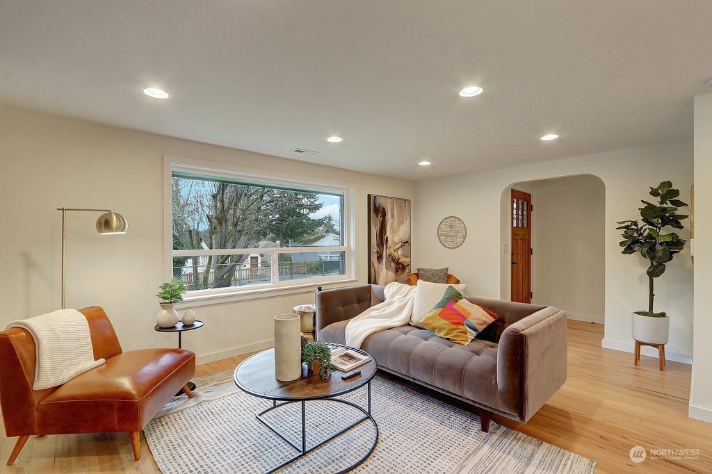 Photo of 13012 37th Avenue NE, Seattle, WA 98125 (MLS # 2047410)