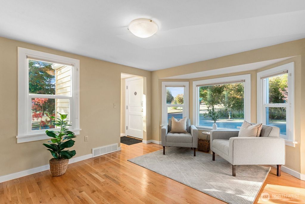 Photo of 4201 S Spencer Street, Seattle, WA 98118 (MLS # 2439240)