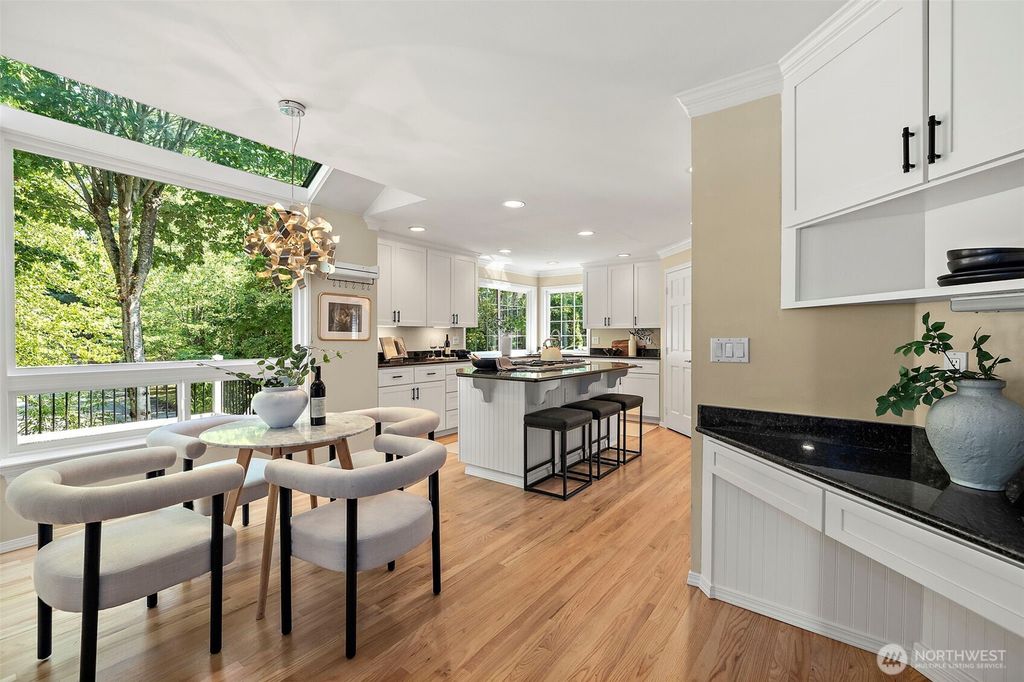 Photo of 4786 172nd Court SE, Bellevue, WA 98006 (MLS # 2422395)