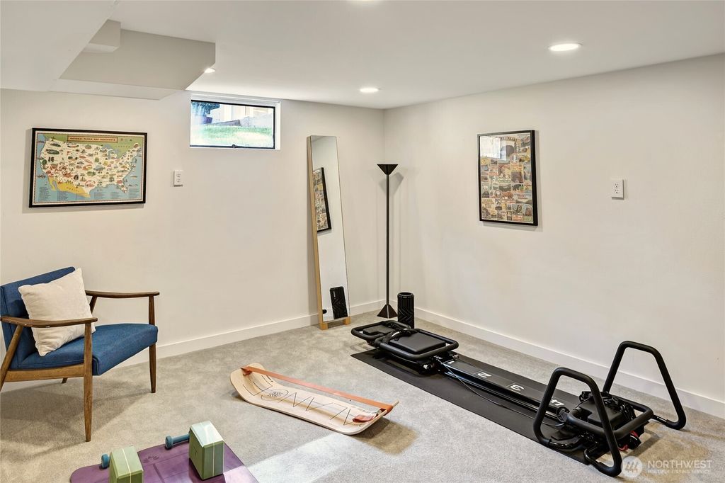 listing image 9361455890216194544