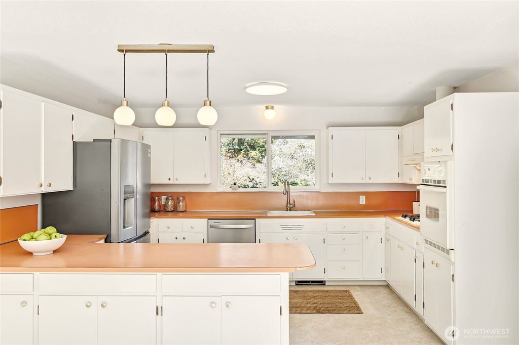 listing image 9360081075449383333