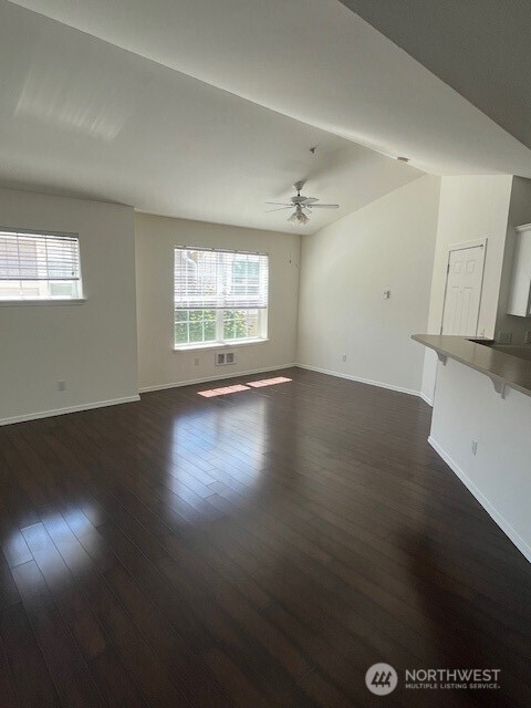 1856 Spencer Court