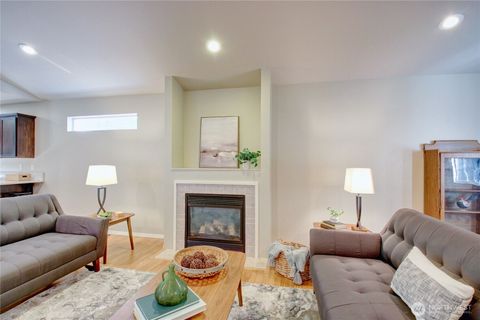 Photo of 516 Myrtle Street, La Conner, WA 98257 (MLS # 2410758)