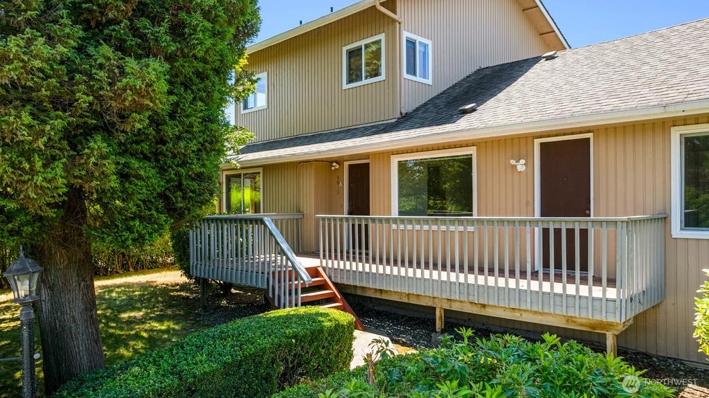 Photo of 8815 18th Avenue SW, Seattle, WA 98106 (MLS # 2564776)