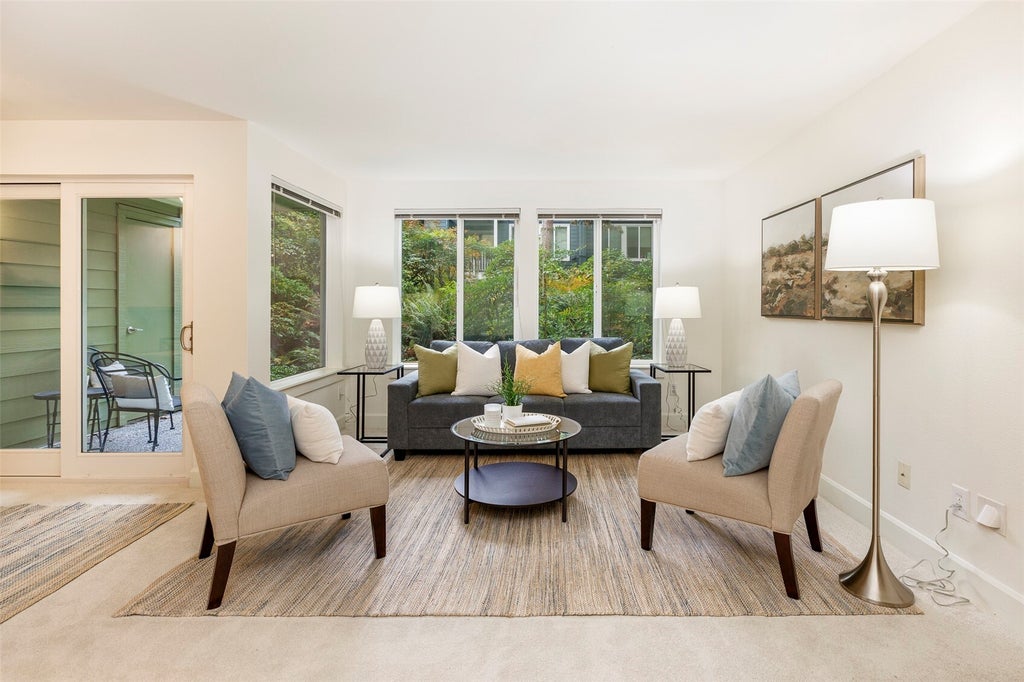 Photo of 300 N 130th Street #4103, Seattle, WA 98133 (MLS # 2596147)