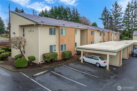 Photo of 23613 112th Avenue SE #J202, Kent, WA 98031 (MLS # 2514031)
