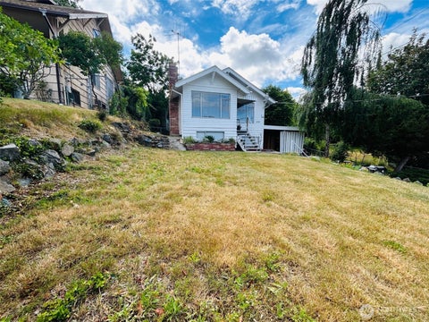 Photo of 6538 51st Avenue S, Seattle, WA 98118 (MLS # 2560596)