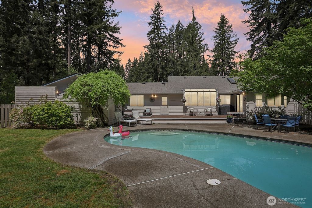 Photo of 21529 SE 245th Street, Maple Valley, WA 98038 (MLS # 2365484)