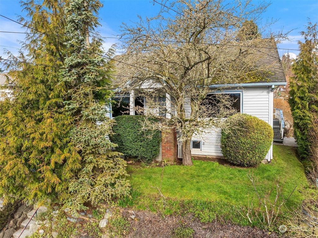 Photo of 2308 N 80th Street, Seattle, WA 98103 (MLS # 2196045)