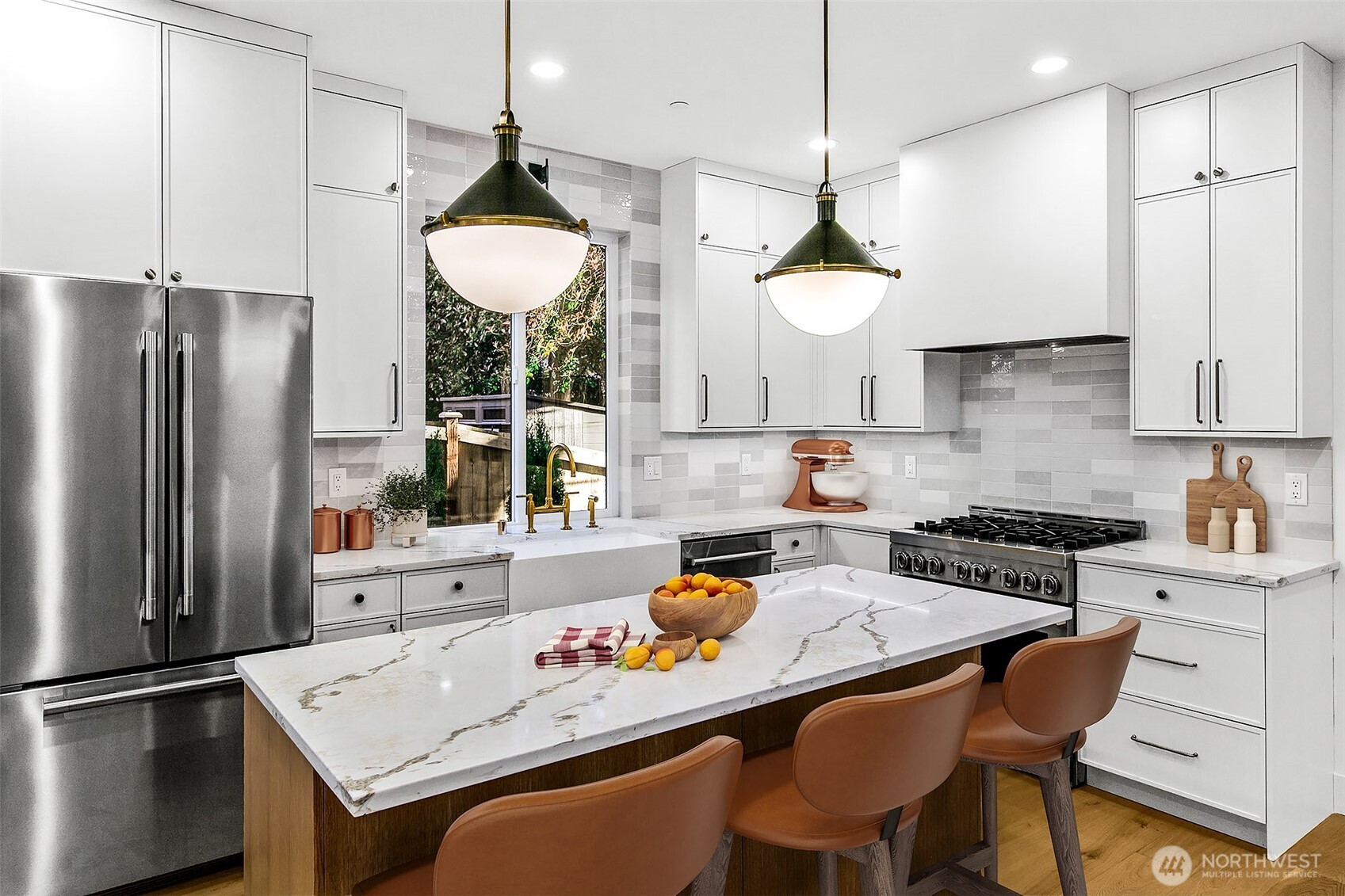 Kirkland, Washington 98033, United States, 2 Bedrooms Bedrooms, ,2 BathroomsBathrooms,Residential,Active,119638