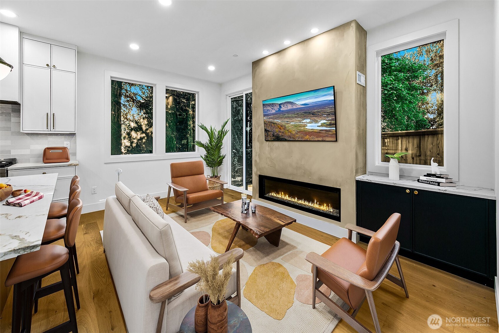 Kirkland, Washington 98033, United States, 2 Bedrooms Bedrooms, ,2 BathroomsBathrooms,Residential,Active,119638