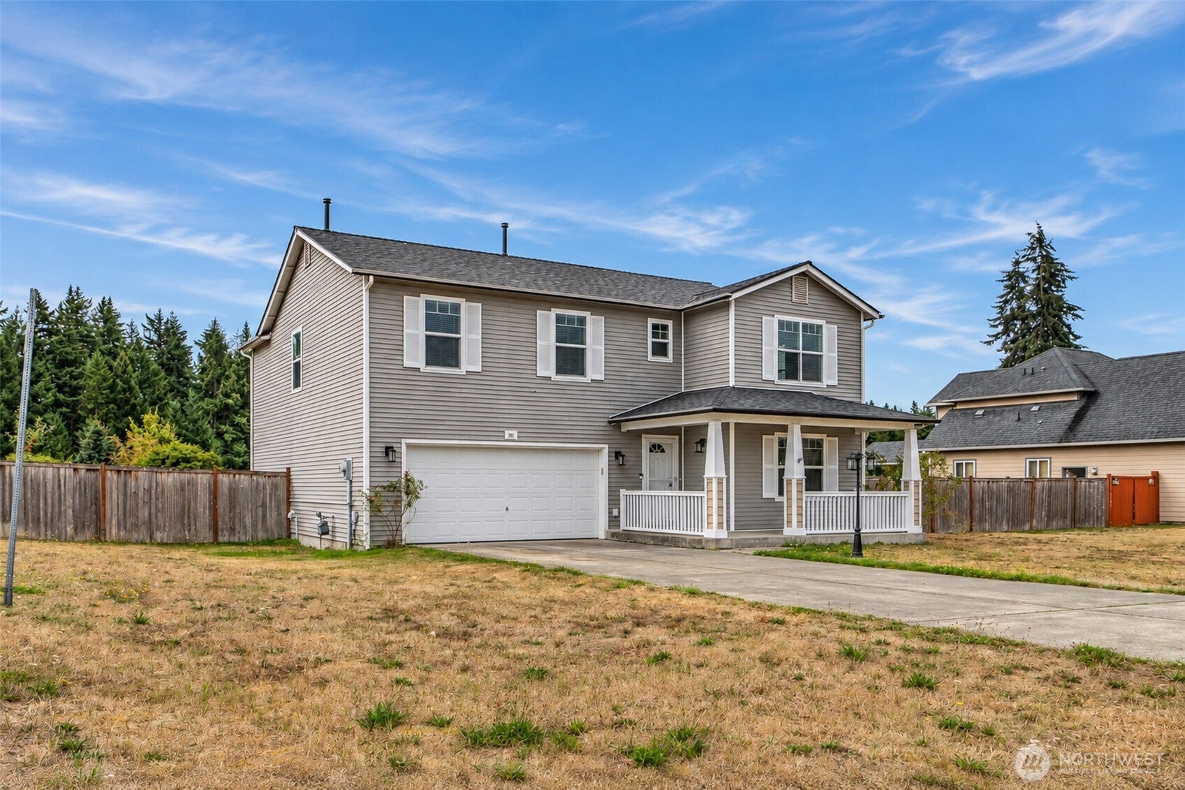301 Easy St SE