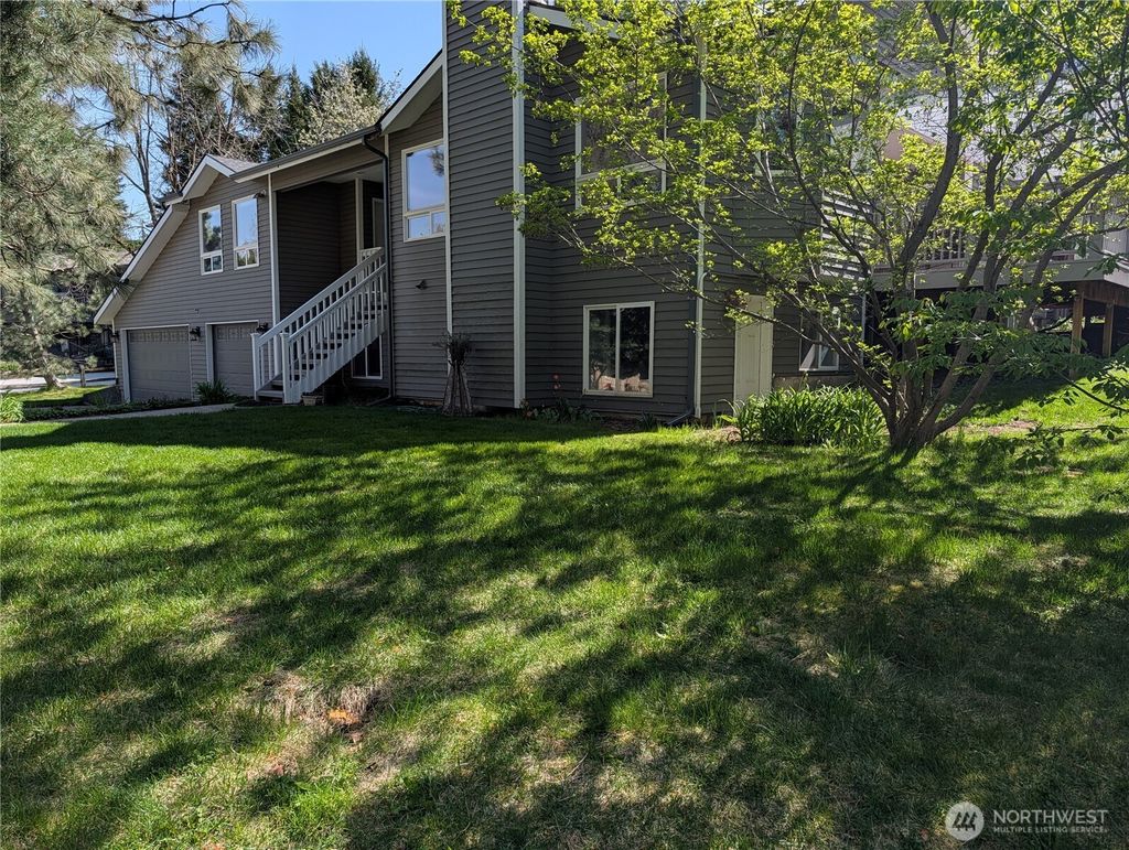 Photo of 795 SE Greenhill Road, Pullman, WA 99163 (MLS # 2515201)