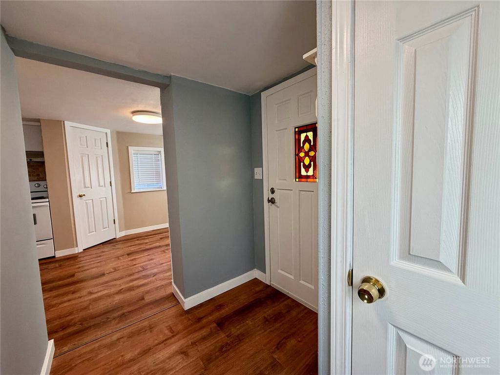 Photo of 18501 52nd Avenue #6, Lynnwood, WA 98037 (MLS # 2484086)