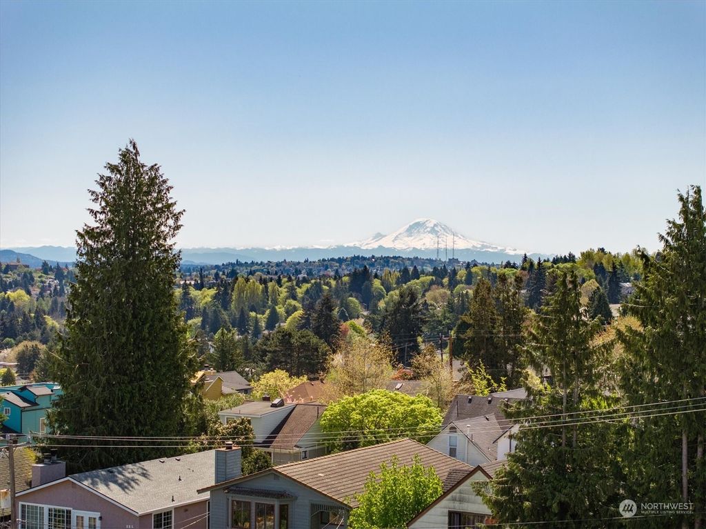 Photo of 307 N 73rd Street #5, Seattle, WA 98103 (MLS # 2225310)