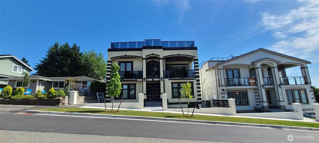 Photo of 1133 N 33rd Place, Renton, WA 98056 (MLS # 2483938)