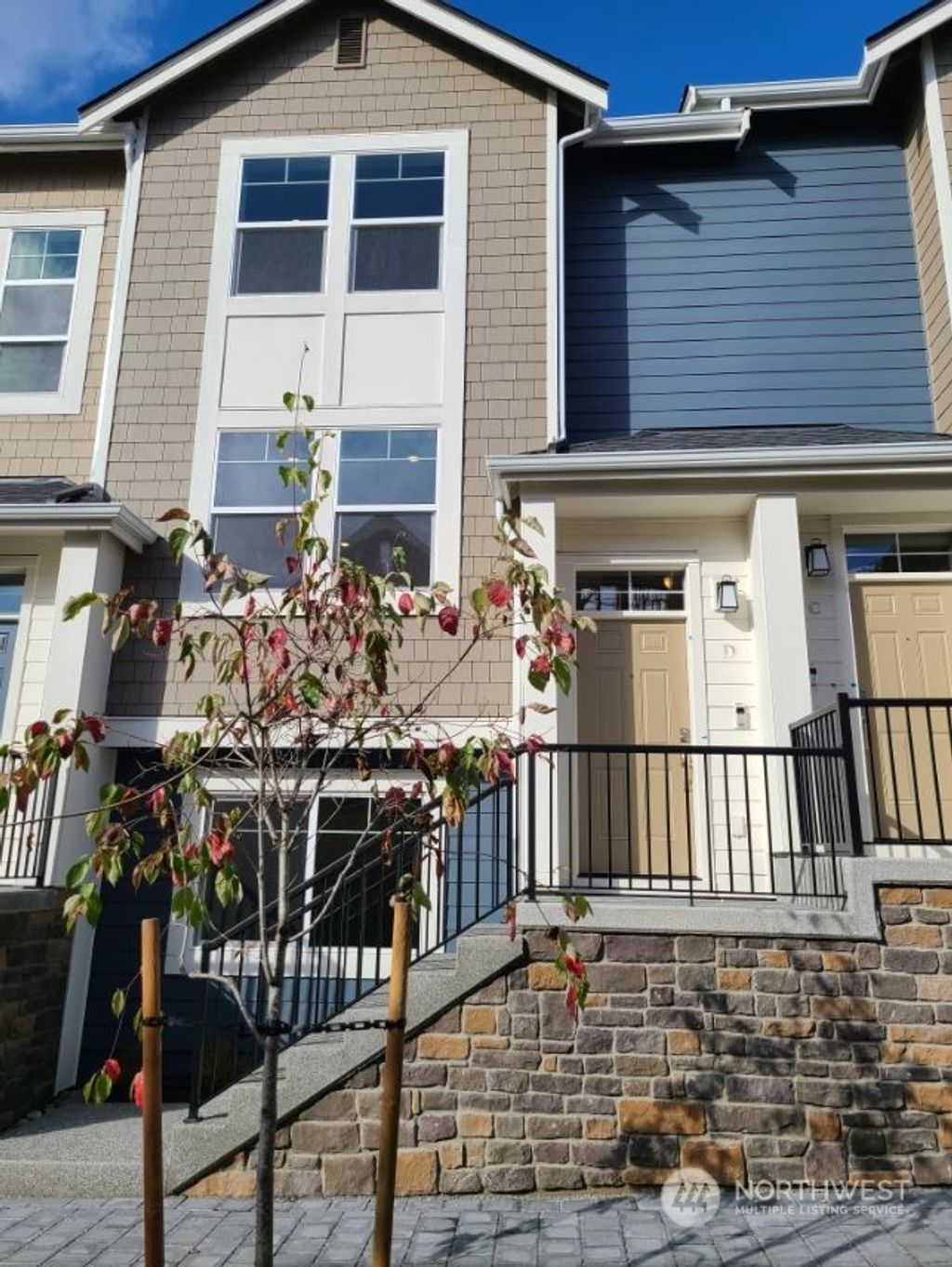 Photo of 12123 NE 194TH Court #D, Bothell, WA 98011 (MLS # 2171264)