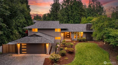 Photo of 14837 SE Fairwood Boulevard, Renton, WA 98058 (MLS # 2530586)