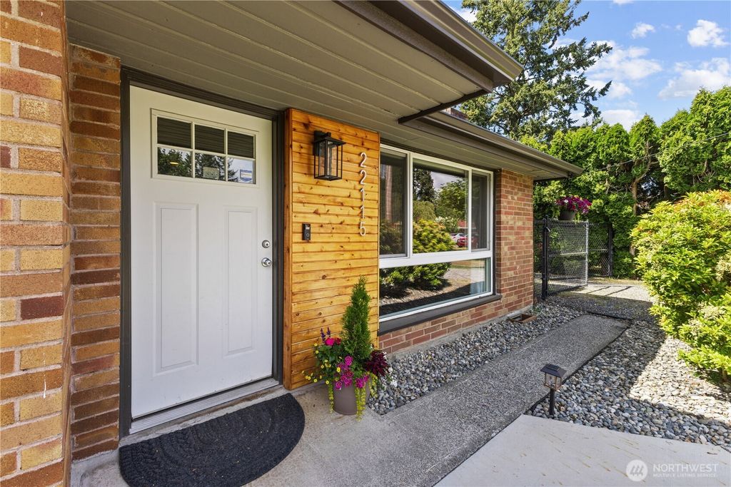 Photo of 22115 103rd Place SE, Kent, WA 98031 (MLS # 2356250)