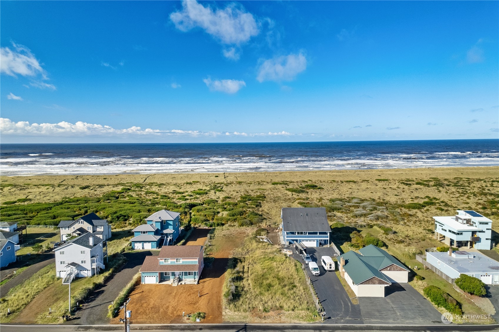 1075 Ocean Shores Boulevard SW