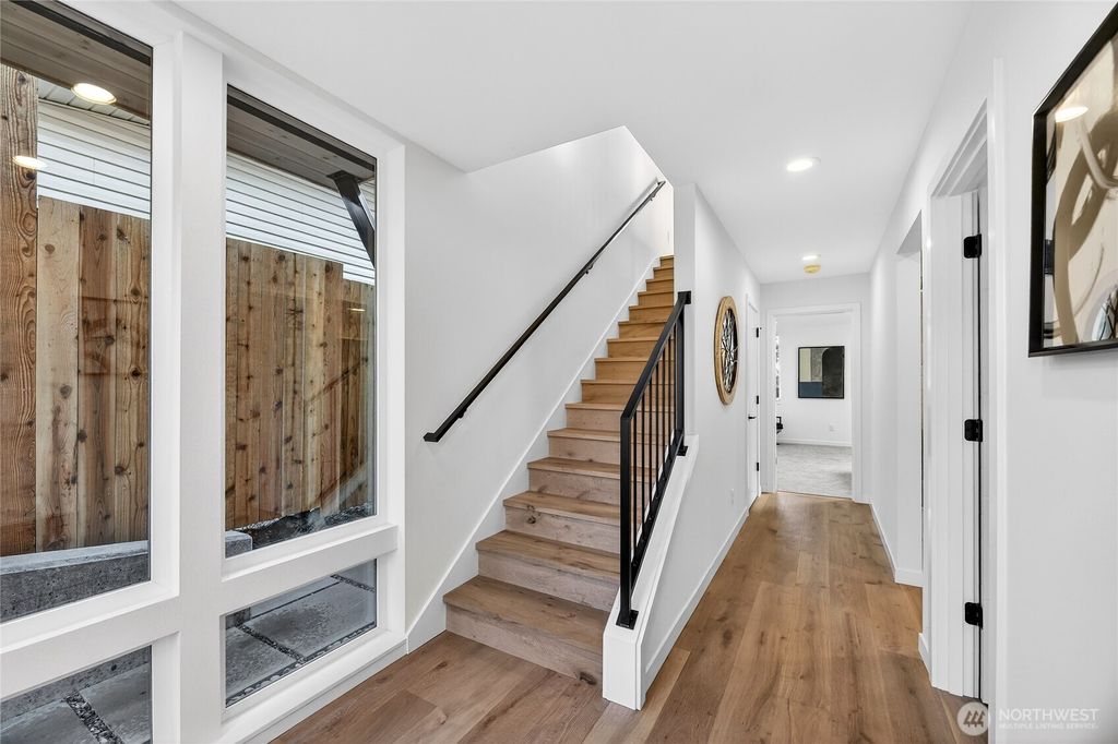 Photo of 11738 23rd Avenue NE, Seattle, WA 98125 (MLS # 2488550)