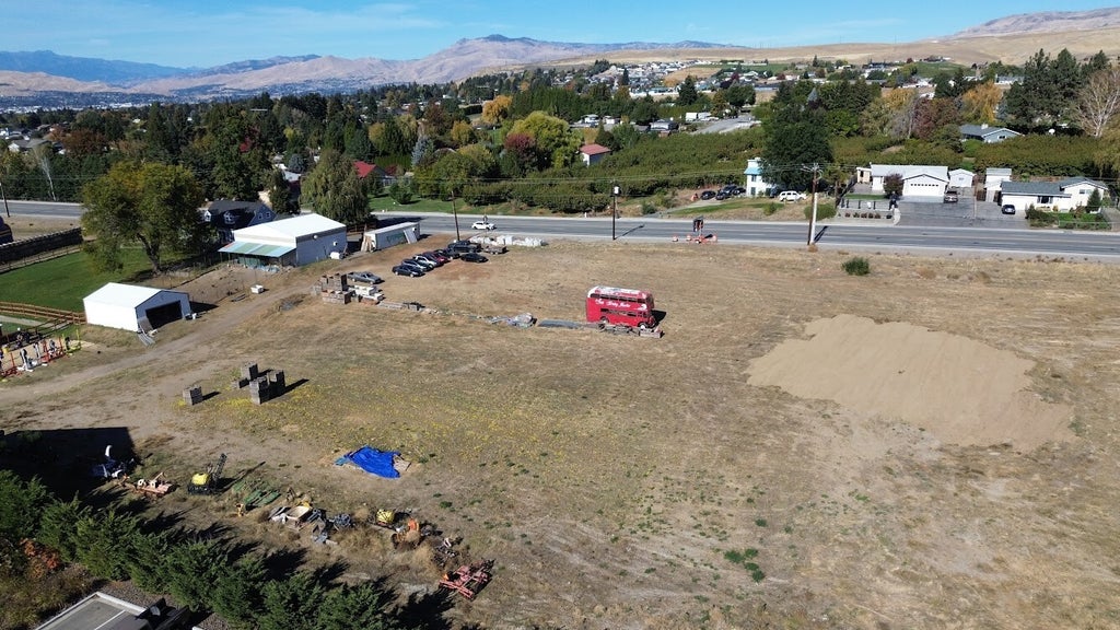 Photo of 2241 S Nevada Court, East Wenatchee, WA 98802 (MLS # 2596698)
