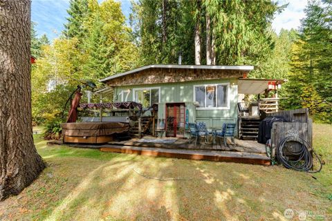 Photo of 17 Thompson Point Road, Port Angeles, WA 98363 (MLS # 2500224)