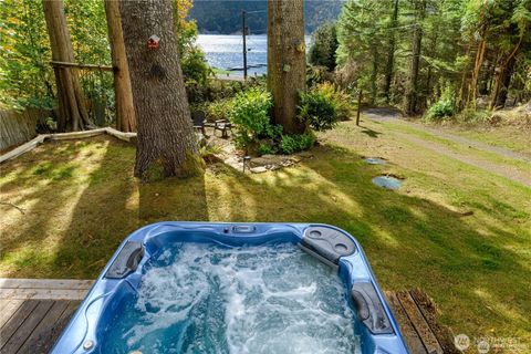 Photo of 17 Thompson Point Road, Port Angeles, WA 98363 (MLS # 2500224)