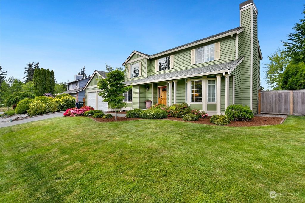 Photo of 1915 235th Street SE, Bothell, WA 98021 (MLS # 2073579)