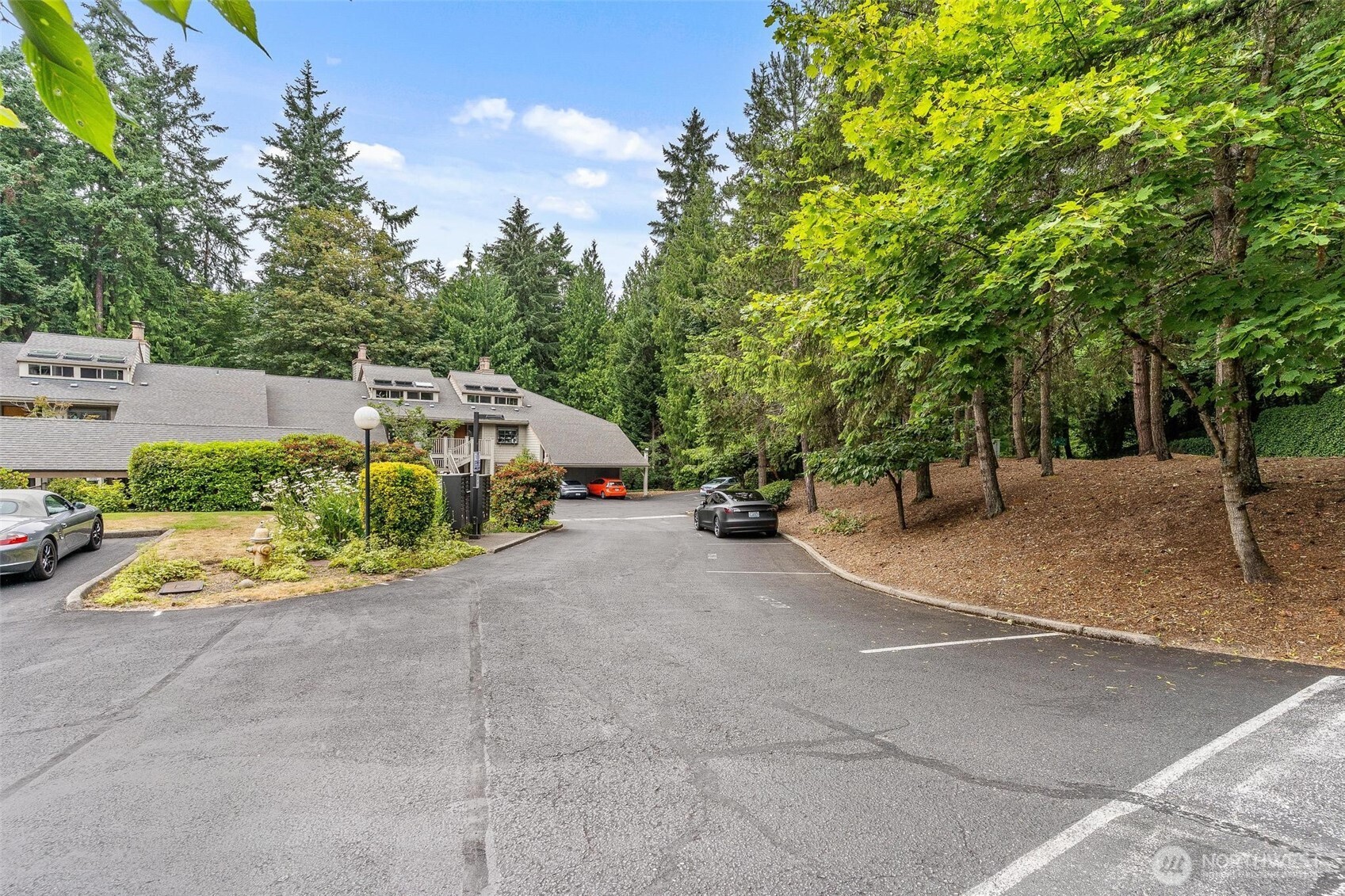 3901 108th Avenue NE B301