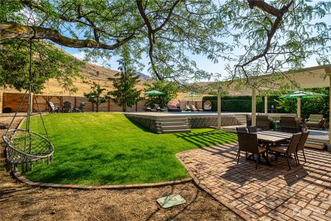 A home in Chelan