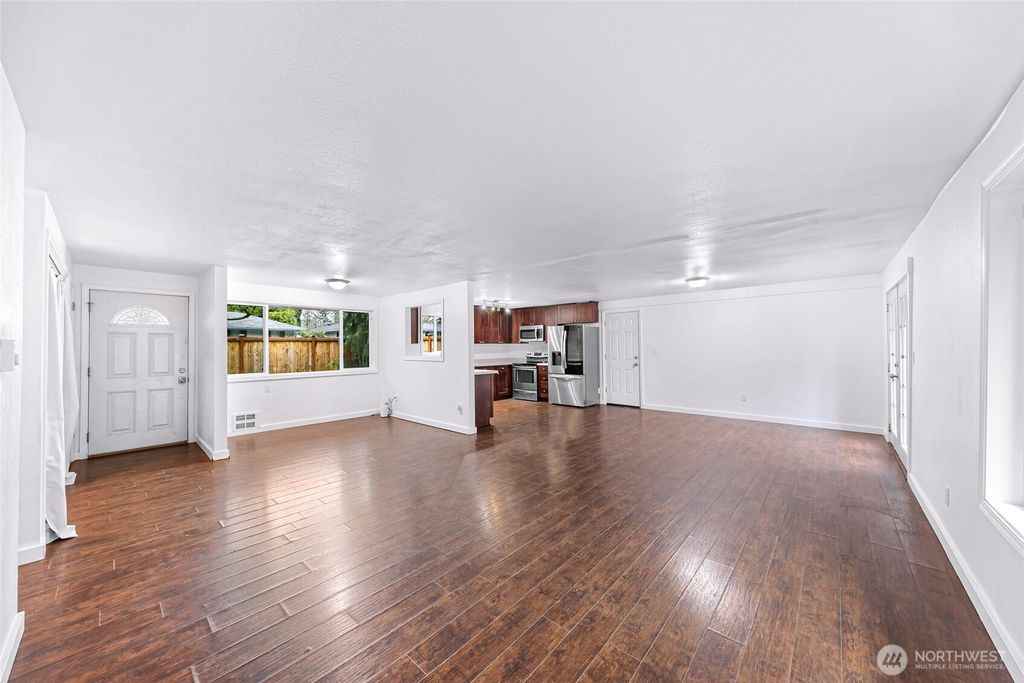 Photo of 2422 73rd Street SE, Everett, WA 98203 (MLS # 2493771)