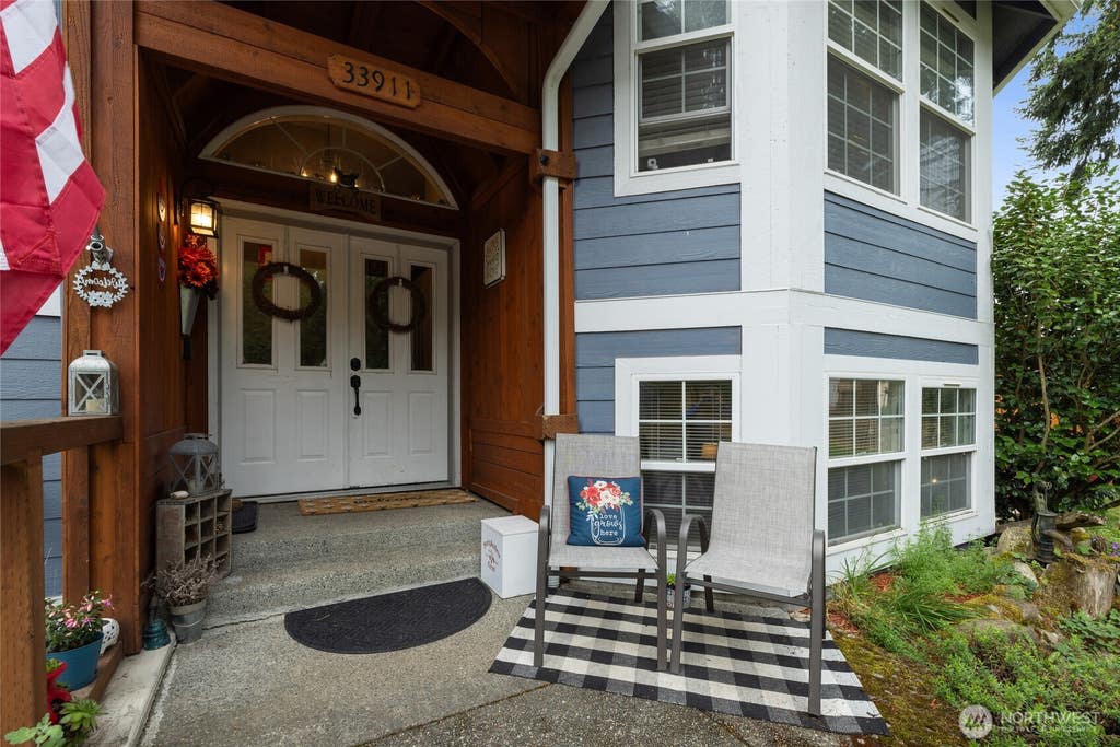 Photo of 33911 50th Avenue E, Eatonville, WA 98328 (MLS # 2560272)