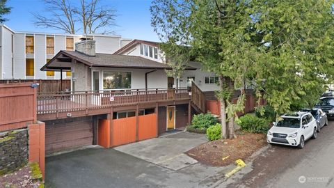 2715 -2719 NE 115th Street, Seattle, WA 98125 - MLS#: 2321626