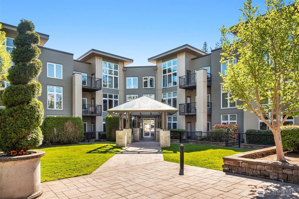 Photo of 150 102nd Avenue SE #308, Bellevue, WA 98004 (MLS # 2364701)