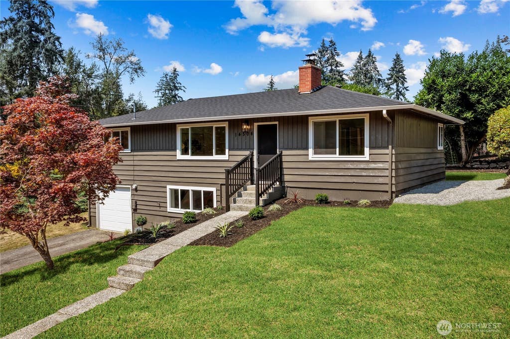 Photo of 14504 SE 114th Place, Renton, WA 98059 (MLS # 2567610)