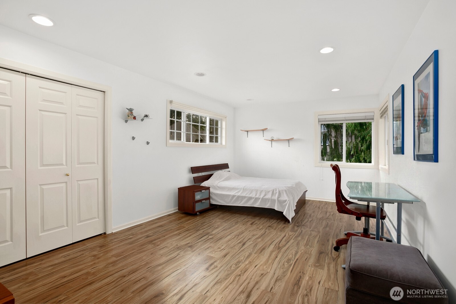 Issaquah, Washington, 98027, United States, 4 Bedrooms Bedrooms, ,3 BathroomsBathrooms,Residential,Active,2036026