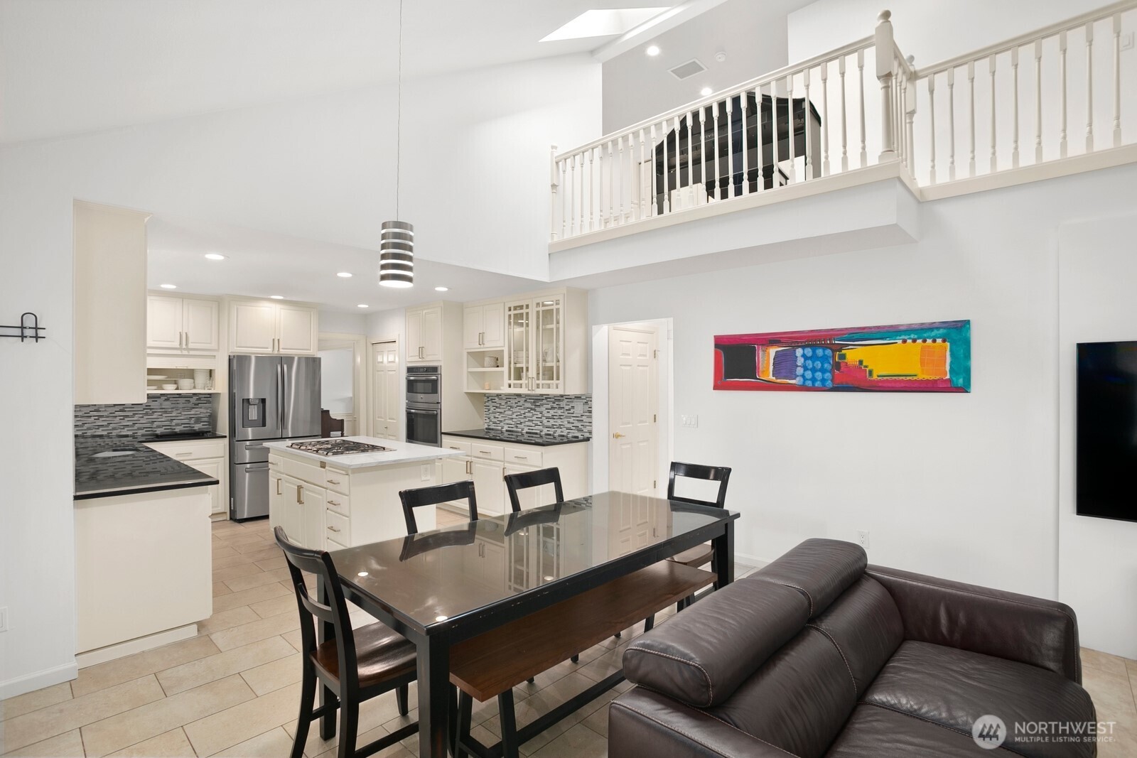 Issaquah, Washington, 98027, United States, 4 Bedrooms Bedrooms, ,3 BathroomsBathrooms,Residential,Active,2036026