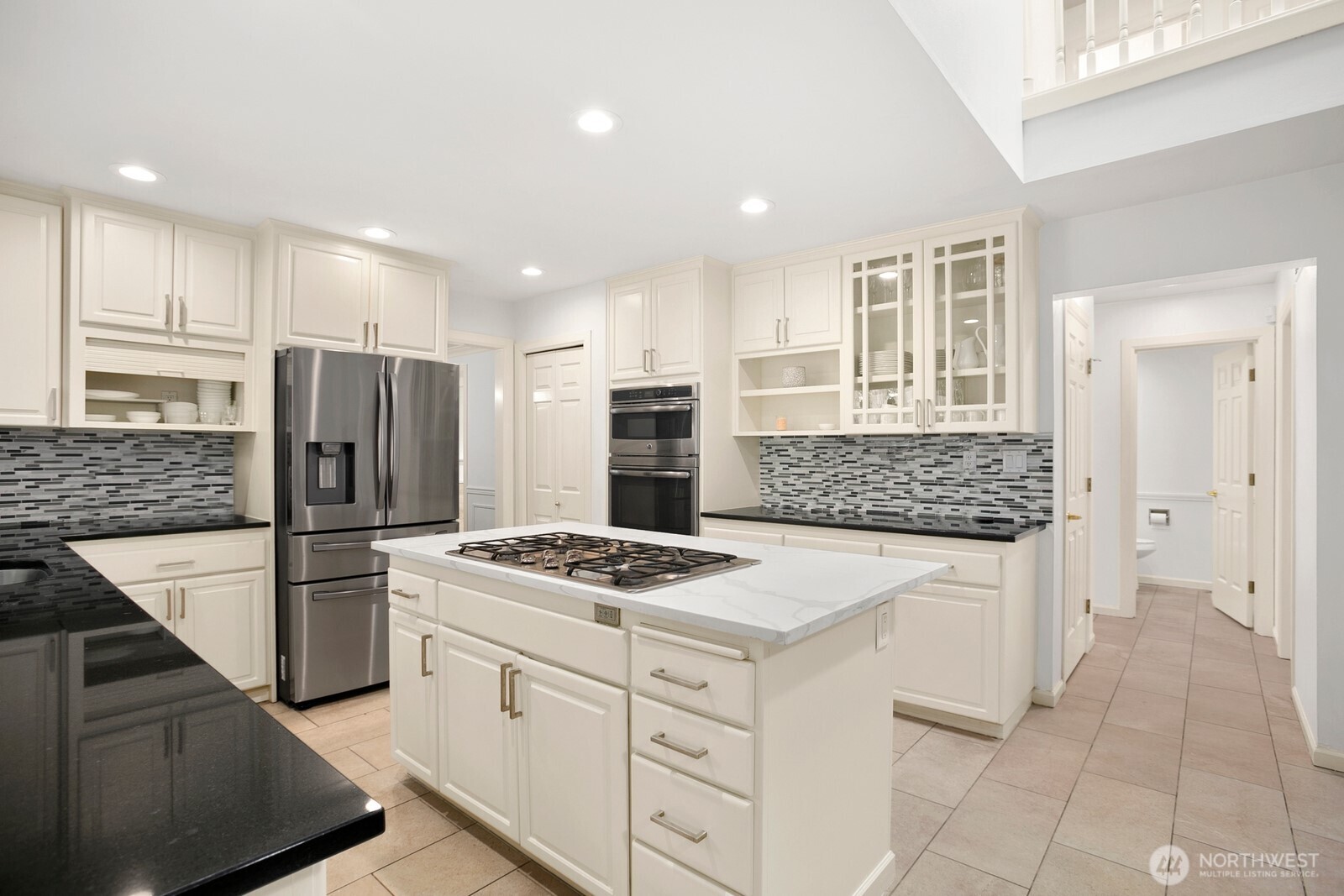 Issaquah, Washington, 98027, United States, 4 Bedrooms Bedrooms, ,3 BathroomsBathrooms,Residential,Active,2036026