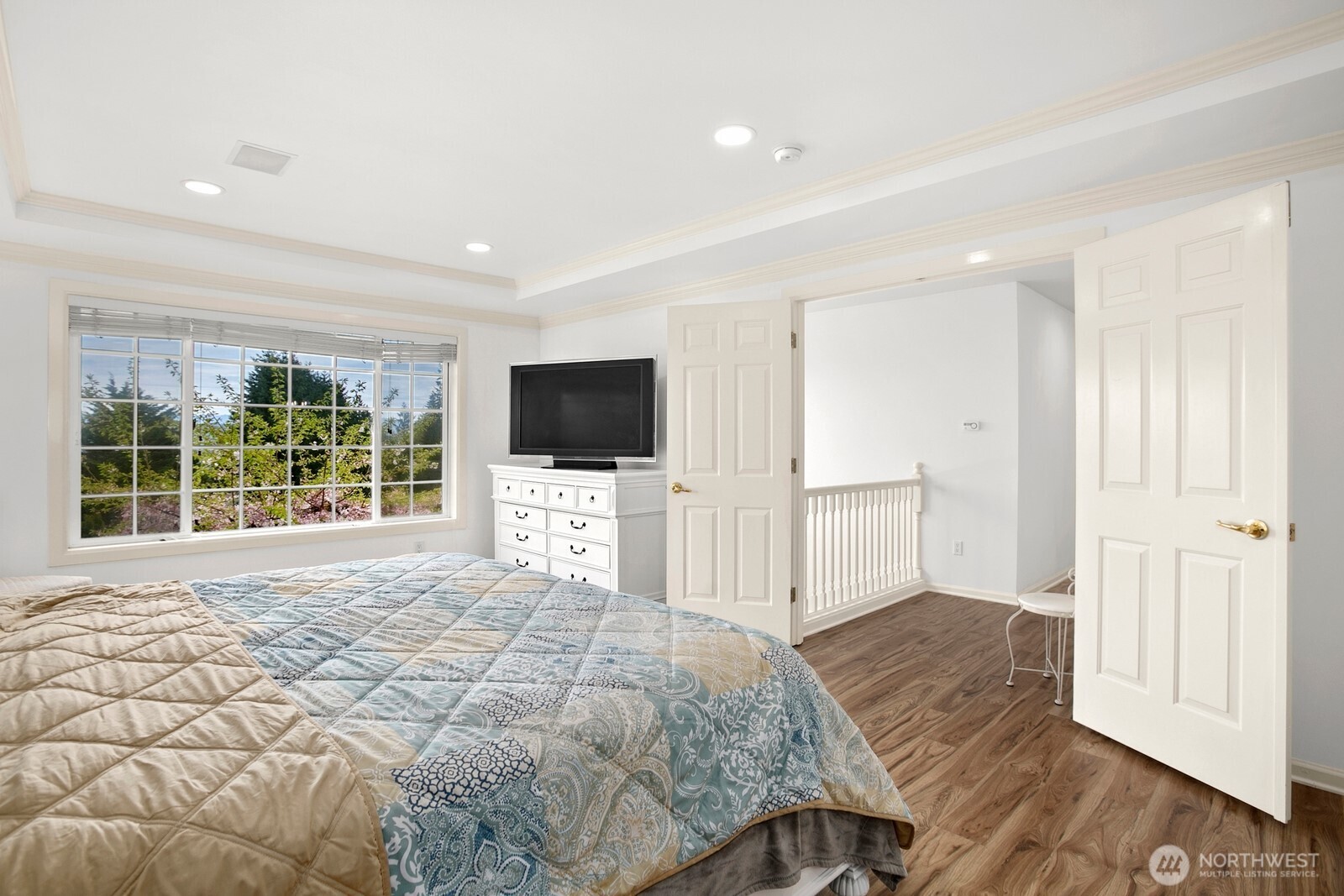 Issaquah, Washington, 98027, United States, 4 Bedrooms Bedrooms, ,3 BathroomsBathrooms,Residential,Active,2036026