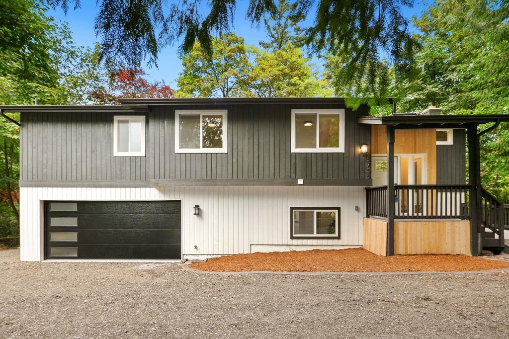 Photo of 5755 Blakely Avenue NE, Bainbridge Island, WA 98110 (MLS # 2595886)