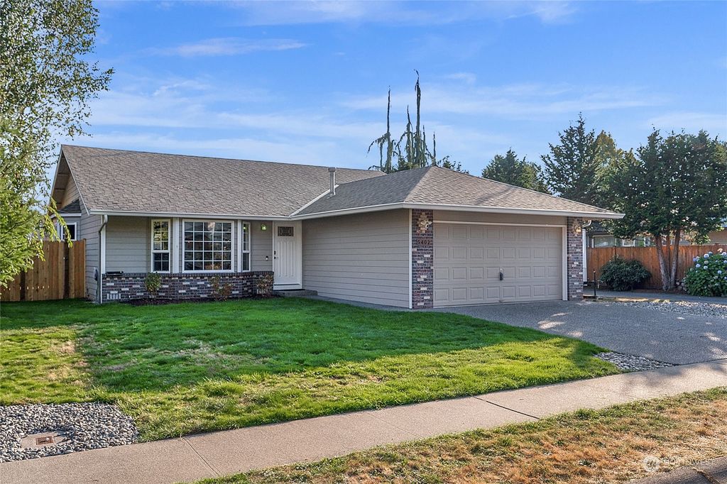 Photo of 5402 114th Place NE, Marysville, WA 98271 (MLS # 1988365)